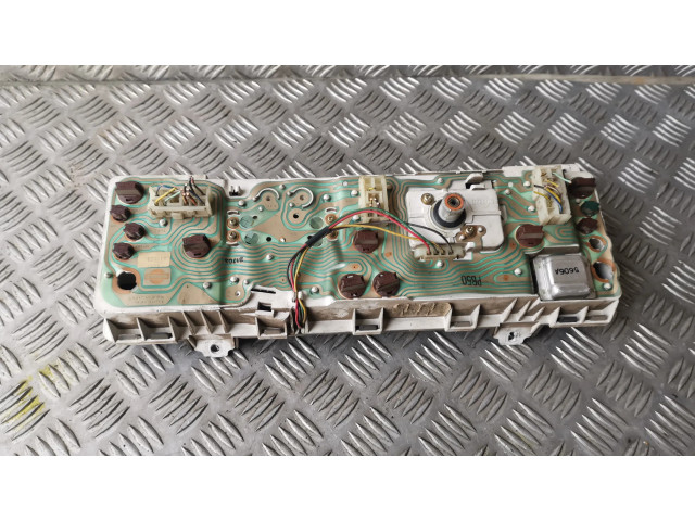 Přístrojová deska Nissan Sunny 1989 11201PB0100