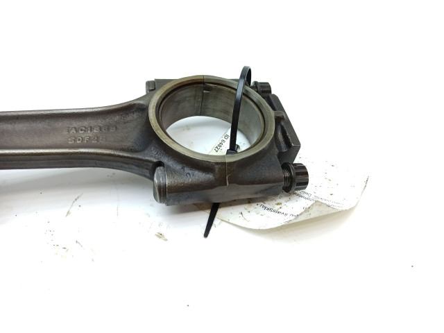  Поршень с шатуном  EAC1868, SDF26  Jaguar XJS  