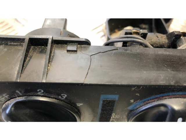 Блок управления климат-контролем D7889 Honda Accord