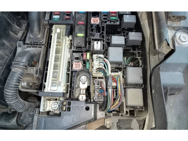 Pojistková skříňka Řídící jednotka BSM Toyota Avensis T270 2014