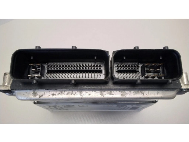 Блок управления двигателя 038906012B, 28SA4203   Audi A3 S3 8L