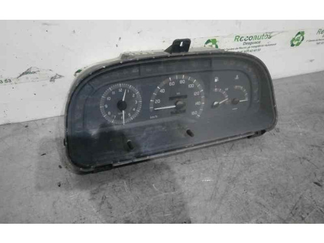 Панель приборов 7700308313, 09044389902 Renault Trafic I