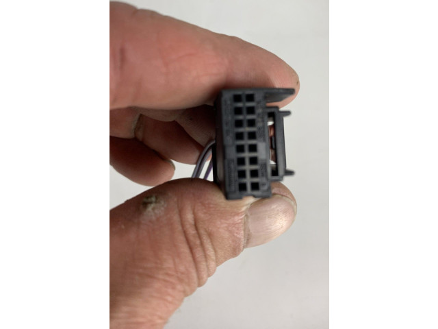 Зеркало электрическое        Volkswagen Caddy  2011 - 2016 года   