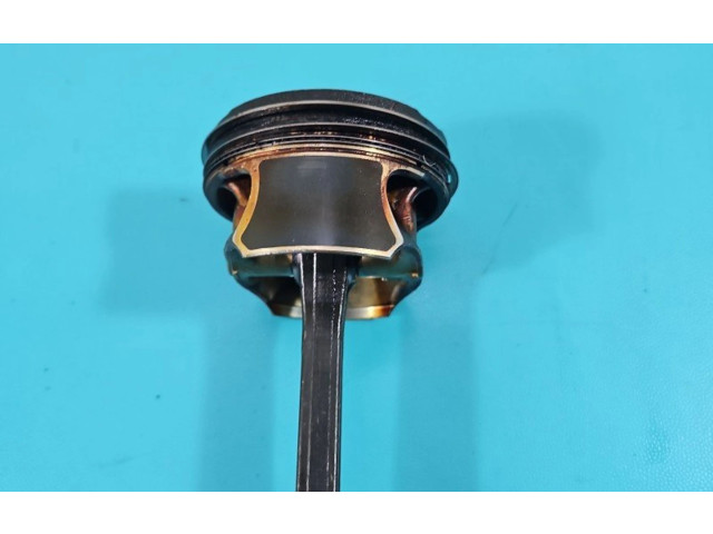 Píst 270910, IMPRK1365838 Mercedes-Benz GLA W156