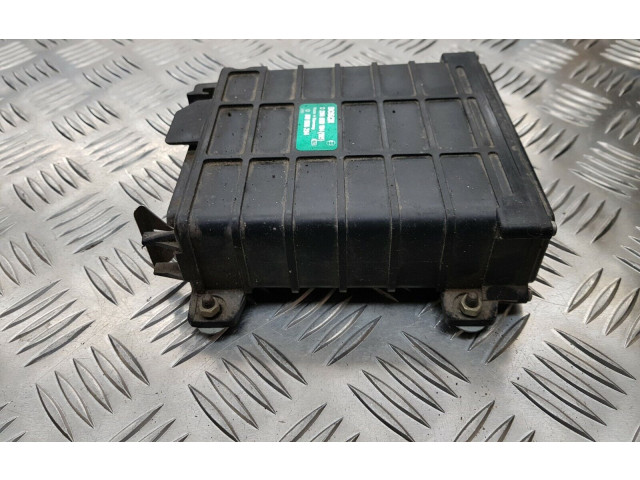 Блок предохранителей  811906264, 0280800104   Volkswagen Golf II    