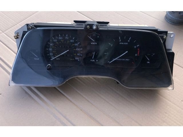 Přístrojová deska  Mercury Cougar VII 1989   