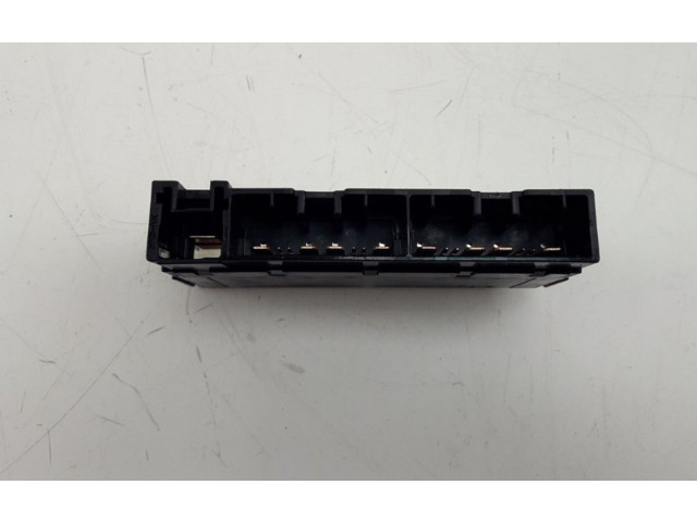 Pojistková skříňka Suzuk Grand Vitara I 2008