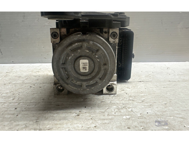 Блок АБС 28515423223, 10062531751 Audi A3 S3 A3 Sportback 8P 2005 - 2013 года