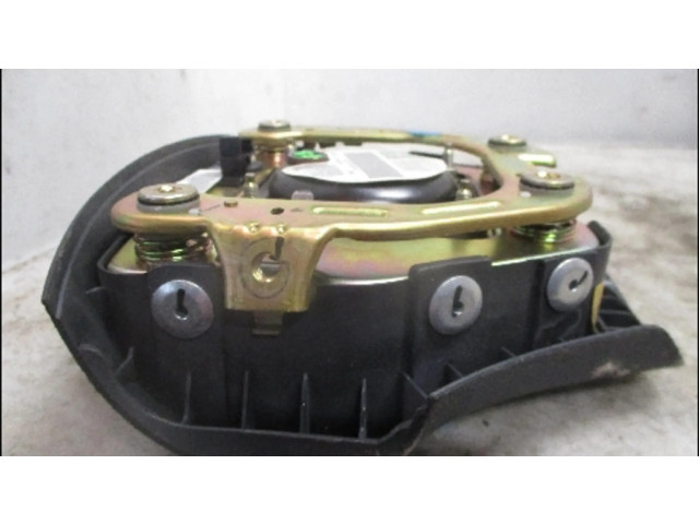 Подушка безопасности водителя 569001C600WK   Hyundai Getz