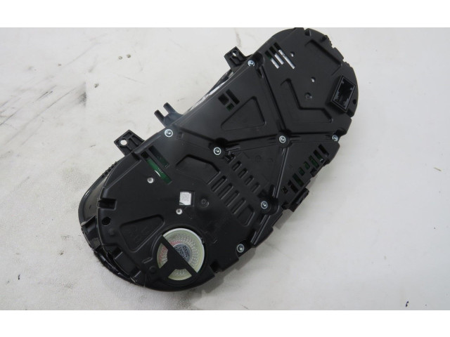 Панель приборов Skoda Fabia Mk3 (NJ)