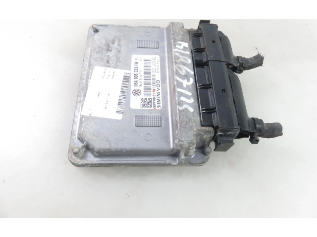 Блок управления двигателя 5WP40451, 06A906033FB Skoda Octavia Mk2 (1Z)