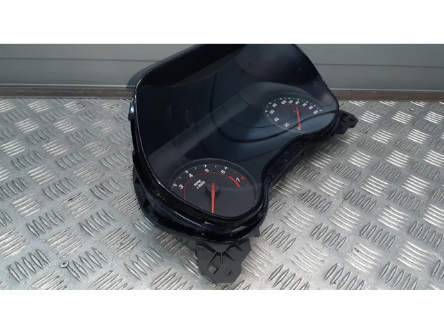 Přístrojová deska  Chevrolet Camaro 2016 813075439, 23508815  