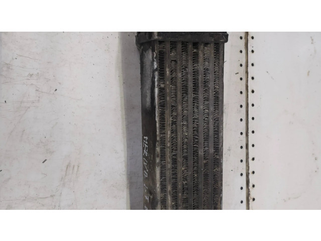 Интеркулер 52401026, 13127138 Opel Meriva A 1.7