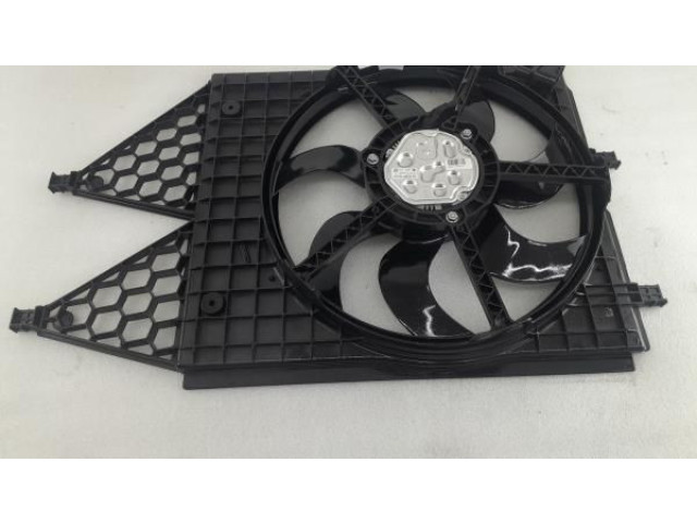 Вентилятор радиатора 6R0959455D, 6R0121207 Audi A1