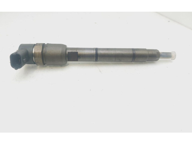 Форсунка 338002A400    KIA Rio   