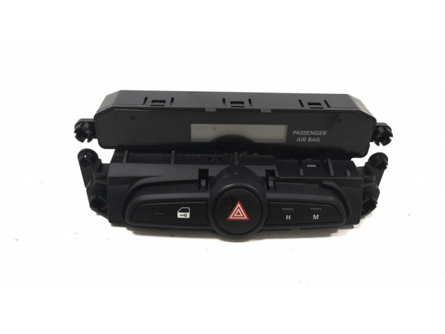 Дисплей    945101K000, 937001K000   Hyundai ix20