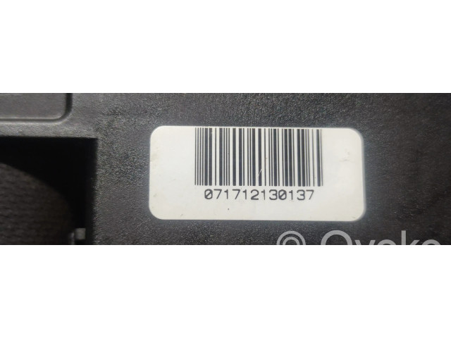 Pojistková skříňka 071712130137 Mercedes-Benz C W205 2018