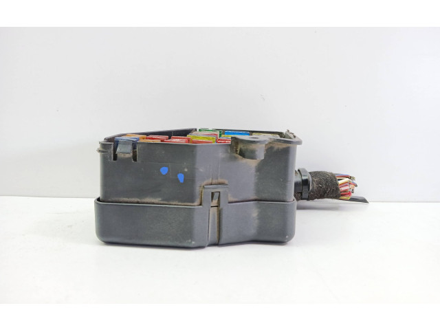 Блок предохранителей Audi A6 S6 C5 4B