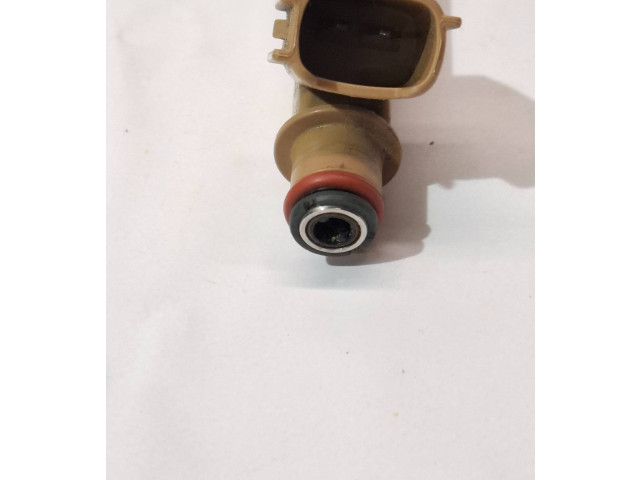 Vstřikovač 2325037010, 069032124   Toyota Prius (XW30)     