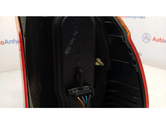 Задний фонарь левый 6900213, 63216900213 BMW 5 E39 1996-2003 года