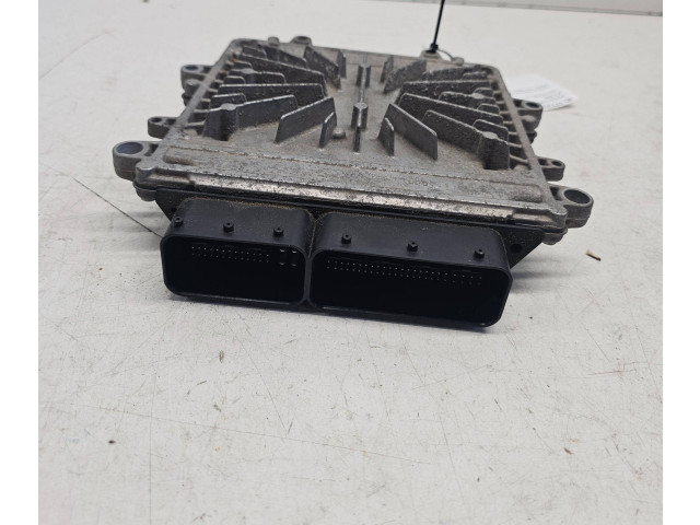 Блок управления двигателя 30785100AB Volvo V70