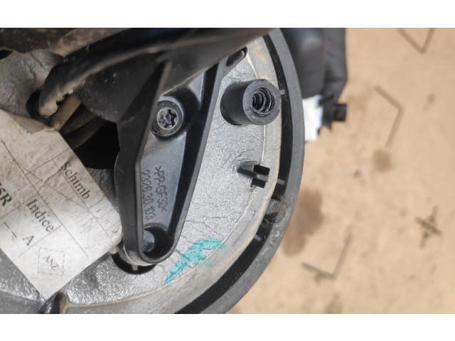 Зеркало электрическое        Dacia Duster  2010 - 2017 года   