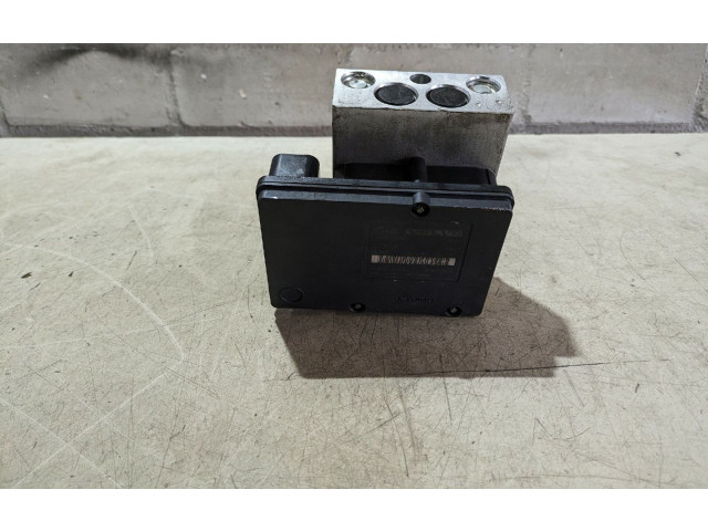 Блок АБС 30793445   Volvo  XC90  2003 - 2006 года