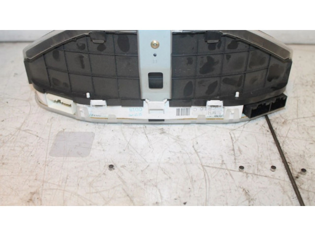 Přístrojová deska Mazda Premacy 2000 CB16C, CB16C