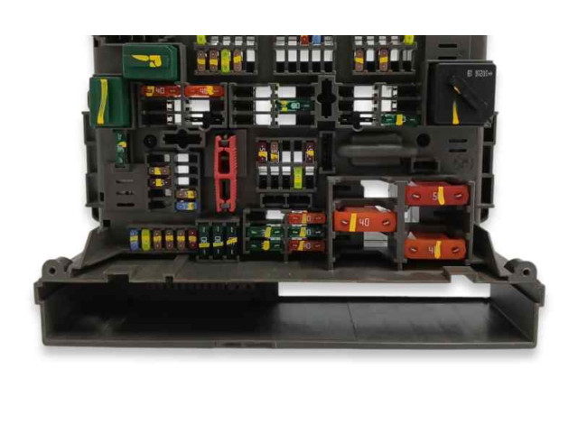 Pojistková skříňka Řídící jednotka BSM 9119446 BMW X1 E84 2014