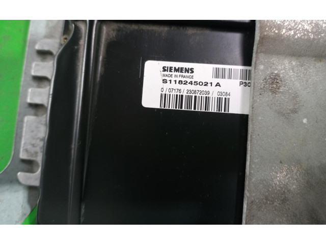 Řídící jednotka S118245021 Volvo S40, V40 2003