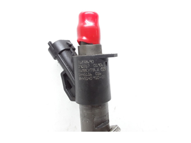 Форсунка 31272690, 0445116016    Volvo V70  D5244T10 