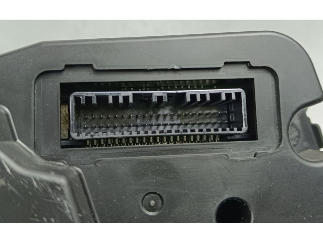 Панель приборов 8022036030   SsangYong Rexton       