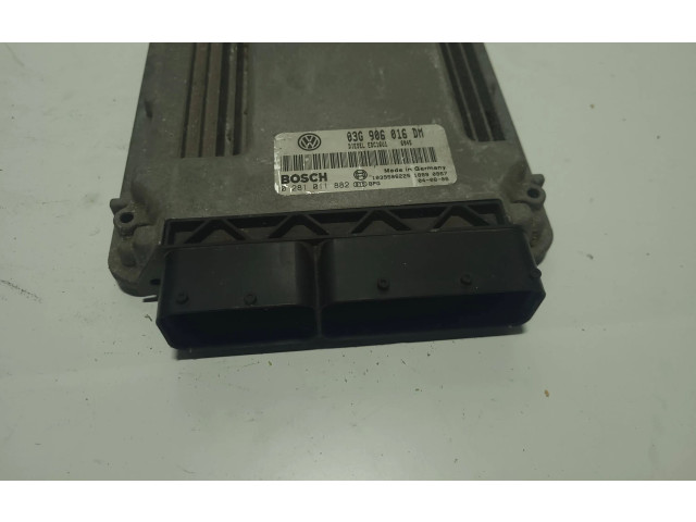 Řídící jednotka 03G906016DM, 1039S06225 Volkswagen Caddy 2005