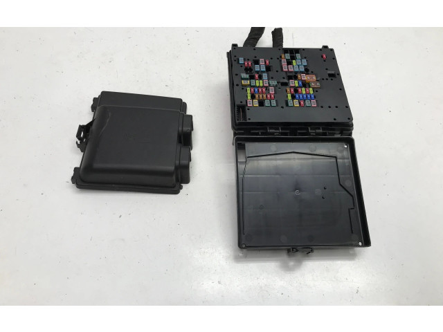   Pojistková skříňka LV6T14D068EBE, LV6T14D068EBE   Ford Kuga III 2020