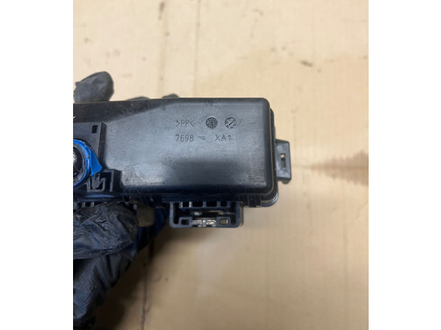   Pojistková skříňka 7698XA1   Honda HR-V 2016