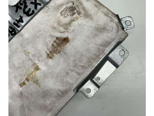 Блок подушек безопасности    BMW X3 E83