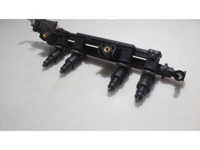 Топливная рампа Renault Clio II