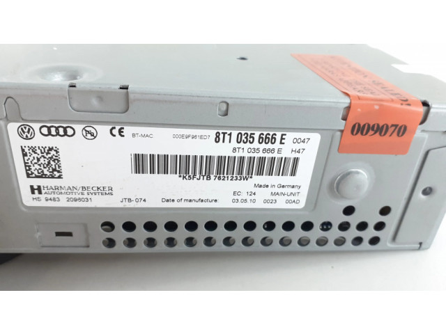 Радио/ проигрыватель CD/DVD / навигация