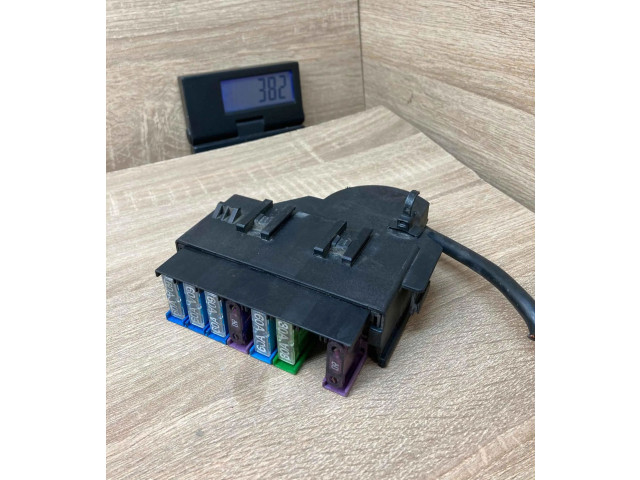 Pojistková skříňka 968566 Opel Zfira A 1999