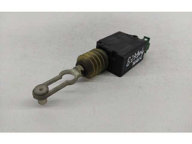 Замок багажника 4B9962115    Audi A6 S6 C5 4B 1997 - 2005 года