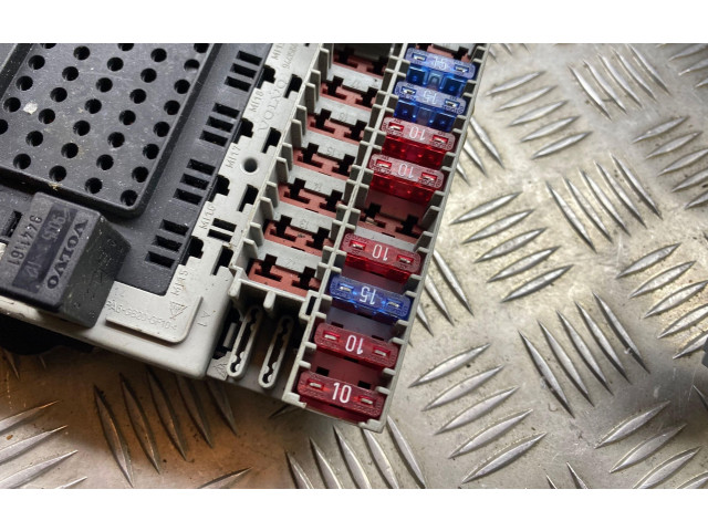 Блок предохранителей 9494673, 99W155 Volvo S80