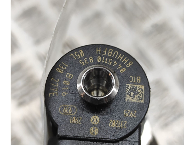 Форсунка 05L130277E    Skoda Karoq  DTRB 