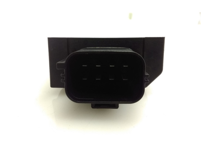 Блок управления топливного насоса 31478565   Volvo XC90