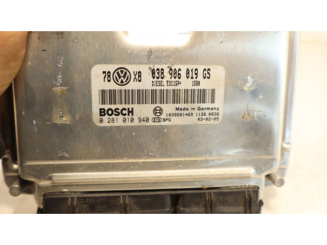 Řídící jednotka 0281010940 Volkswagen PASSAT B5.5 2003