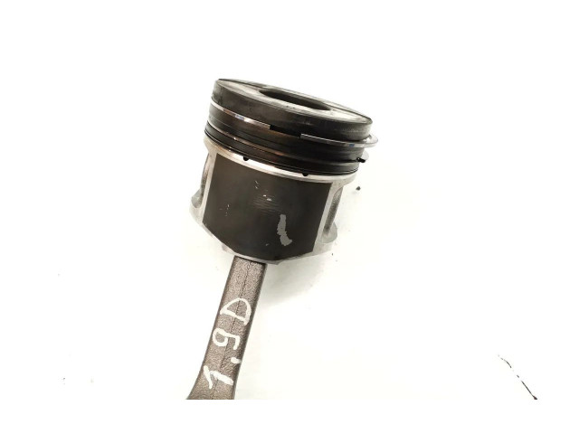 Поршень с шатуном 939A1.000 Alfa Romeo 159