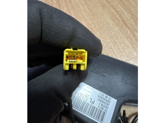 Подушка безопасности в сиденье 34033708B, 1061294560452 Skoda Octavia Mk2 (1Z)