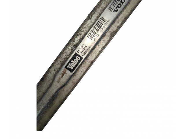 Интеркулер  989581K, 04084955   Volvo XC90 