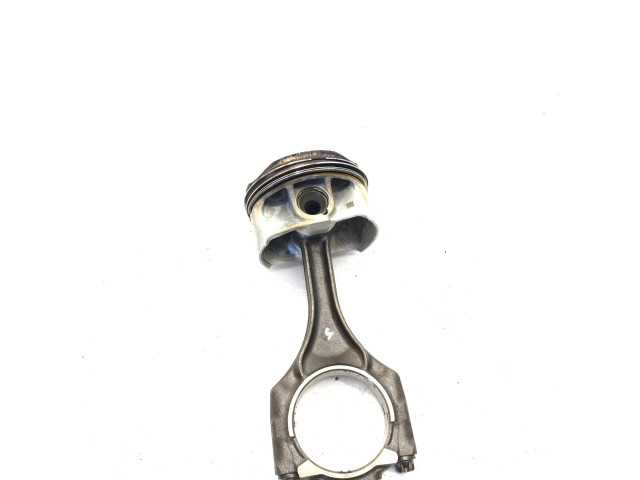 Píst 7647339 BMW 7 F01 F02 F03 F04 pro benzínový motor 4.4 N63 B44 B