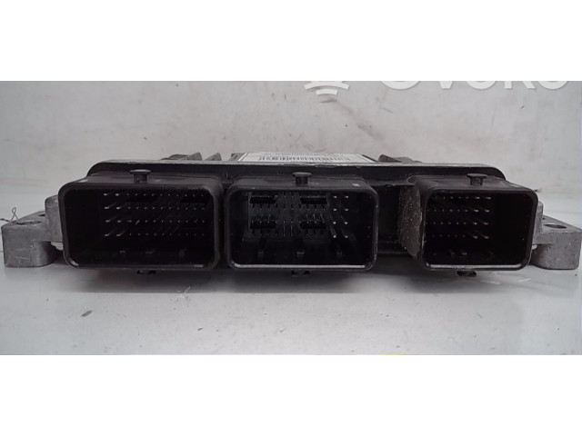 Блок управления двигателя 237104331R Renault Twingo II