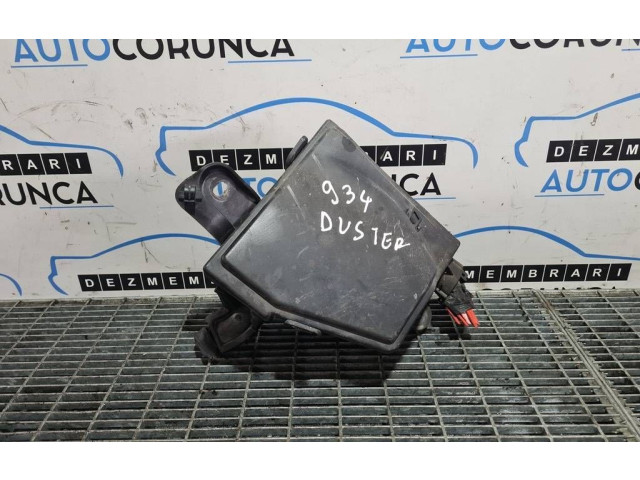 Pojistková skříňka Dacia Duster 2015